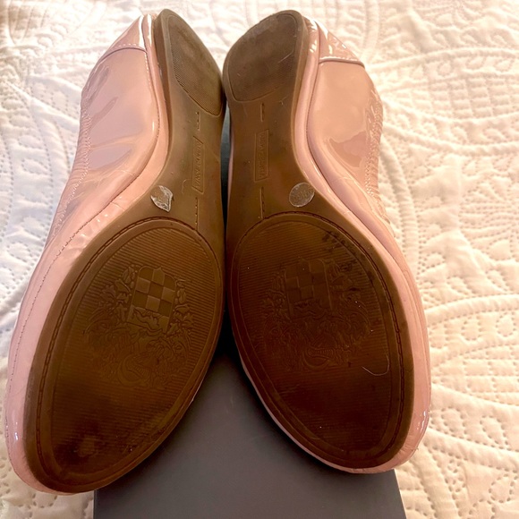 ✨3/$30✨ Vince Camuto Ellen ballet flats in bisque / nude - Picture 3 of 3